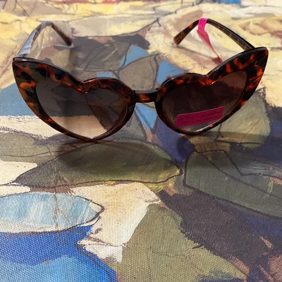 Betsey Johnson | Accessories | Betsey Johnson Tortoiseshell  display picture 1